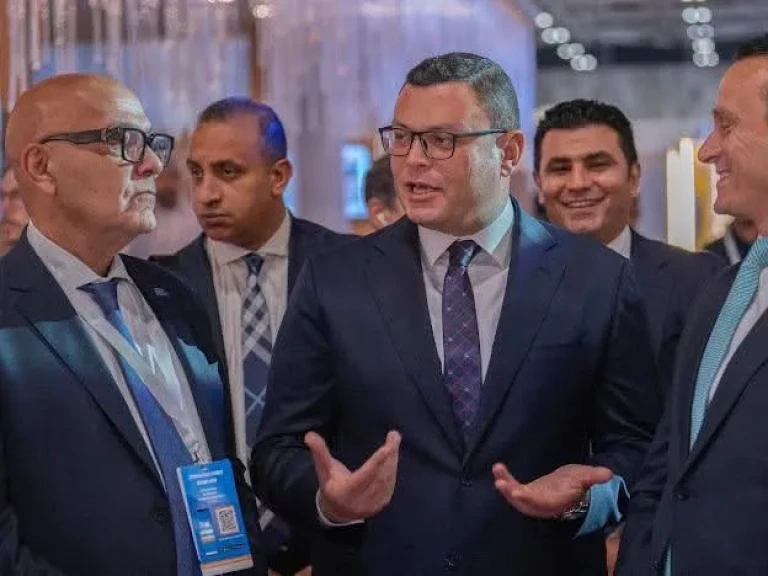 الأهلية صبور توسّع شراكتها مع وزارة الإسكان العُمانية عبر الاستثمار في مواقع استراتيجية جديدة