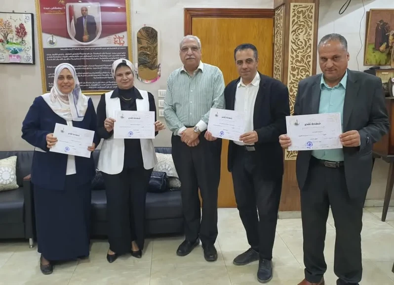 مدير تعليم القليوبية يكرم النماذج  المتميزة على مستوى إدارة قليوب التعليميه