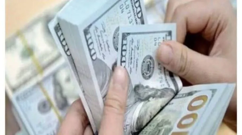 تراجع سعر الدولار اليوم الخميس 22 مايو 2025 في البنوك