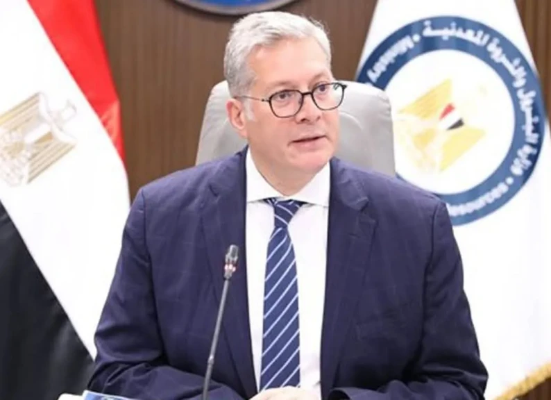 وزير البترول يزور محافظة الوادي الجديد لتفقد عدد من المشروعات التنموية