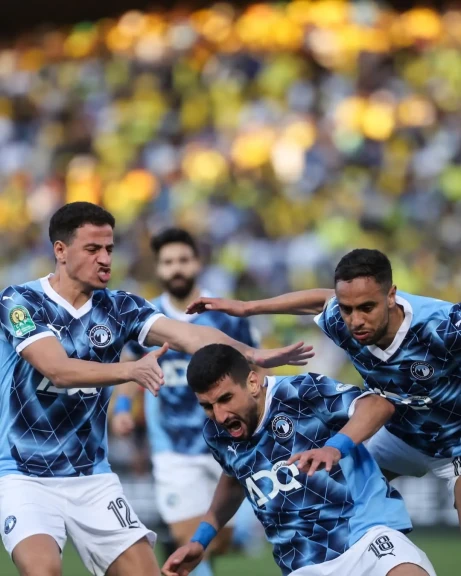 بيراميدز يتعادل ايجابياً أمام صنداونز بذهاب نهائي دوري أبطال افريقيا ..وكرونسلاف يطالب المصريين بدعم الفريق