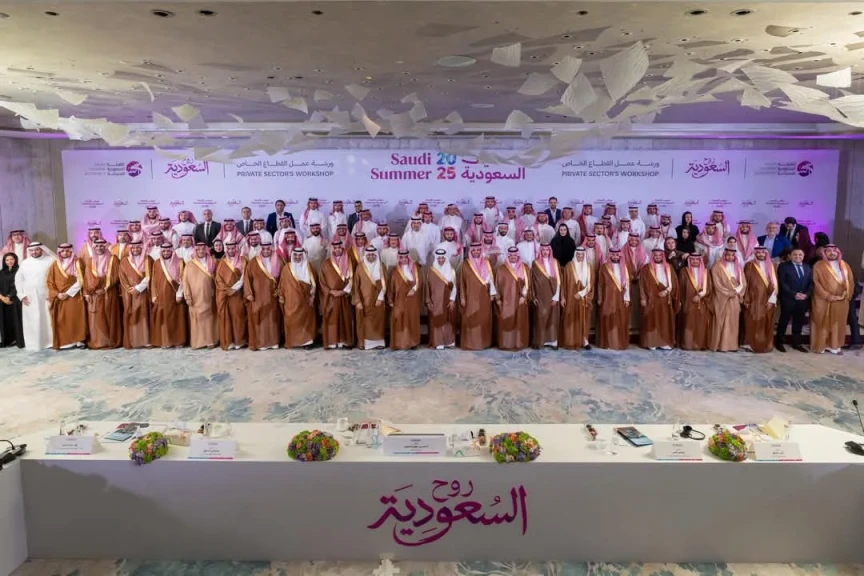 وزير السياحة السعودي يقود ورشة عمل لإطلاق برنامج ”لون صيفك”