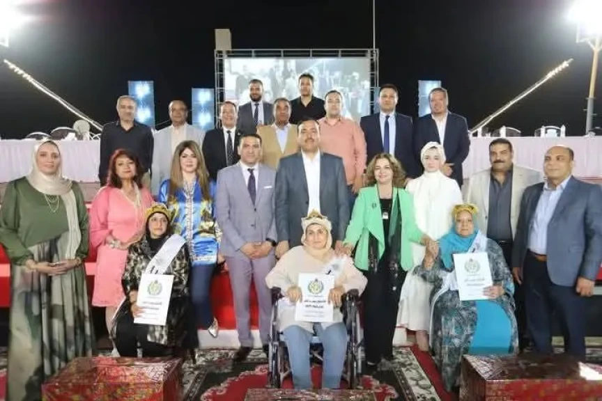 إحتفالية كبرى لتكريم الأمهات المثاليات بنادي الرواد