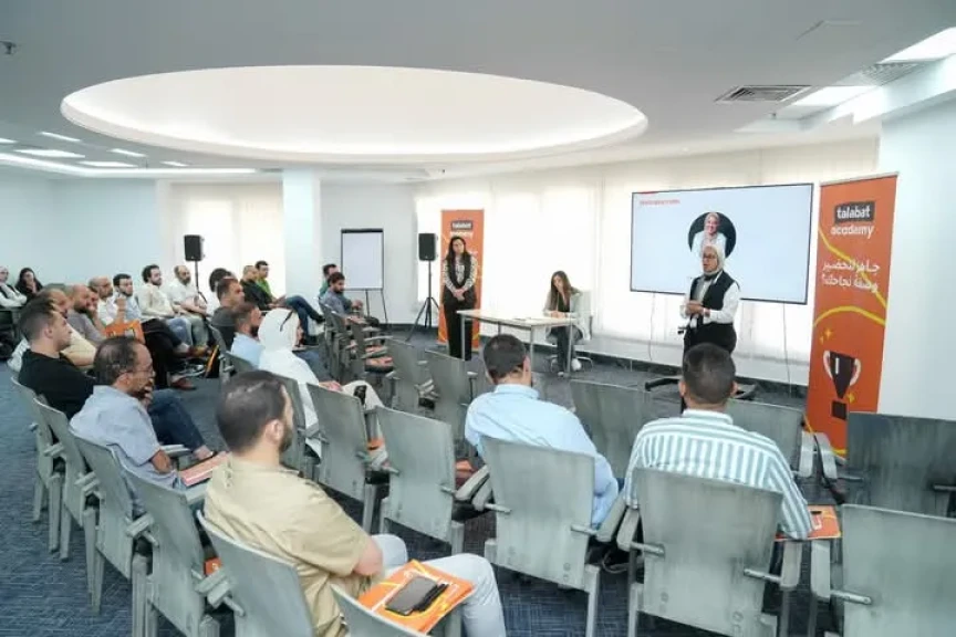 طلبات مصر تواصل دعم المشروعات الصغيرة والمتوسطة لتعزيز قدراتهم التنافسية