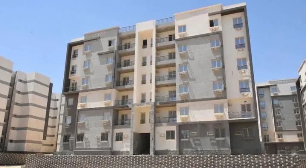 وزير الإسكان يعلن بدء تسليم دفعة جديدة من وحدات مشروع سكن مصر بمنطقتين بالقاهرة الجديدة
