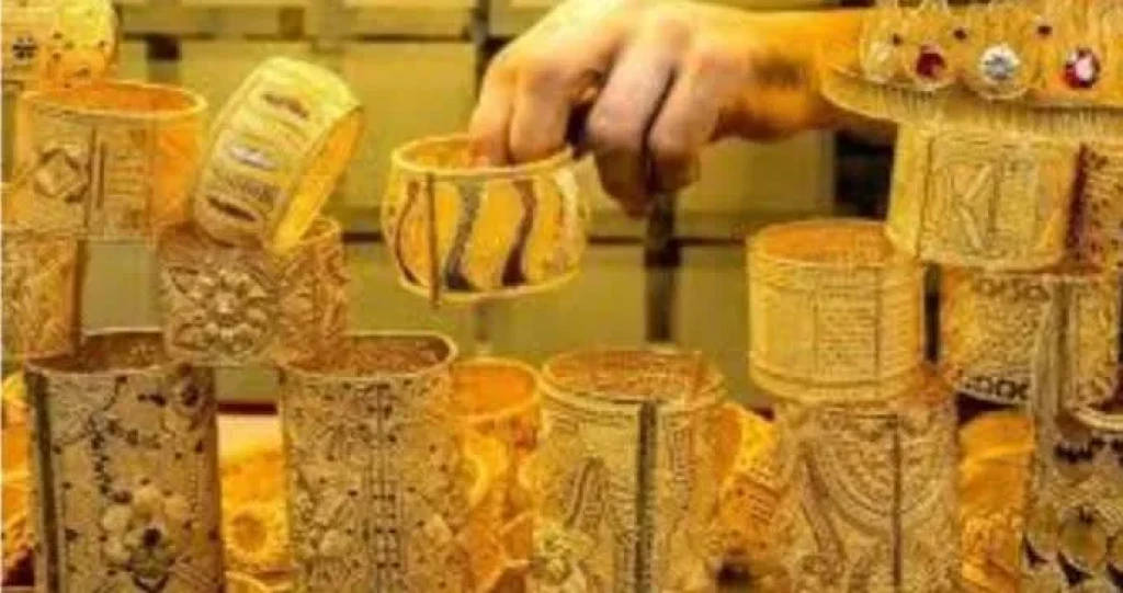 سعر الذهب اليوم الإثنين 2 يونيو 2025 صباحًا في مصر