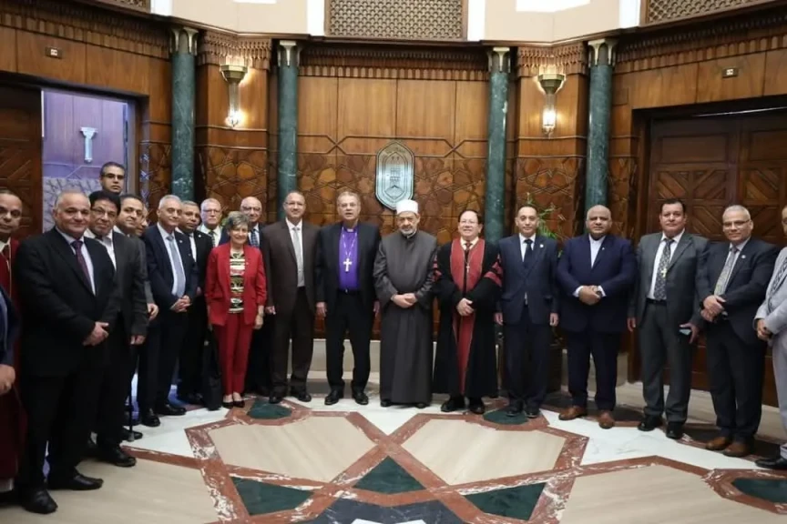 شيخ الأزهر يستقبل رئيس الطائفة الإنجيليَّة للتهنئة بقرب حلول عيد الأضحى المبارك