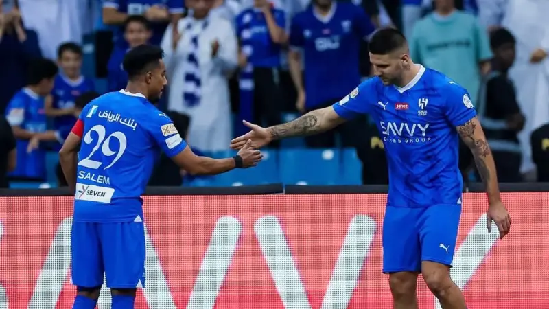 رئيس الهلال يسافر إلى أوروبا لأنها بعض الصفقات