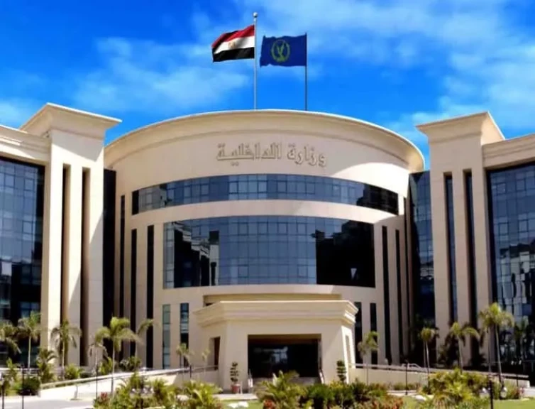 مصدر أمني لاتوجد أي إجراءات بسير السيارات في مسار الاتوبيس الترددي