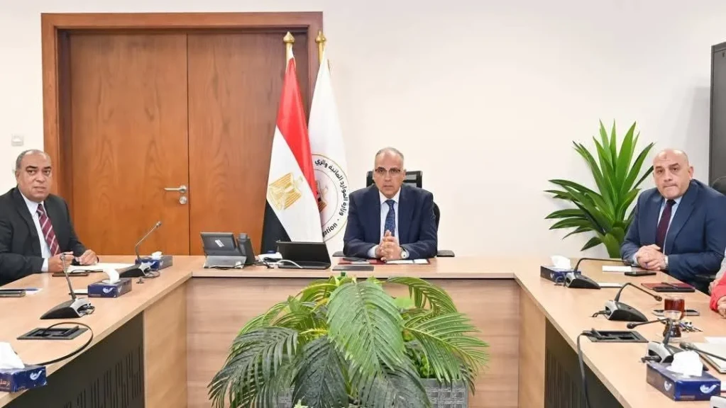 وزير الري يتابع الاستعدادات لعقد إسبوع القاهرة الثامن للمياه