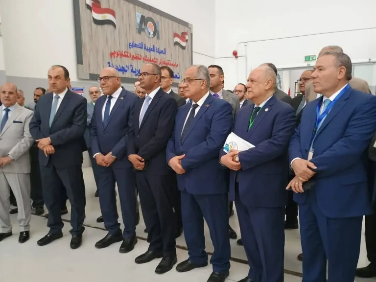 نائب وزير الإسكان يُشارك بورشة عمل بمصنع المحركات بعنوان رقمنة وتصنيع قطع الغيار