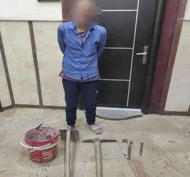 ضبط عامل لقيامه بالبحث والتنقيب عن الآثار بالقاهرة