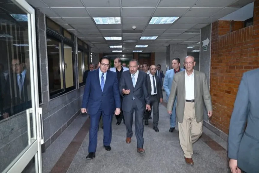 جامعة القاهرة : استعدادات مبكرة لاستقبال مكتب تنسيق القبول بالجامعات والمعاهد