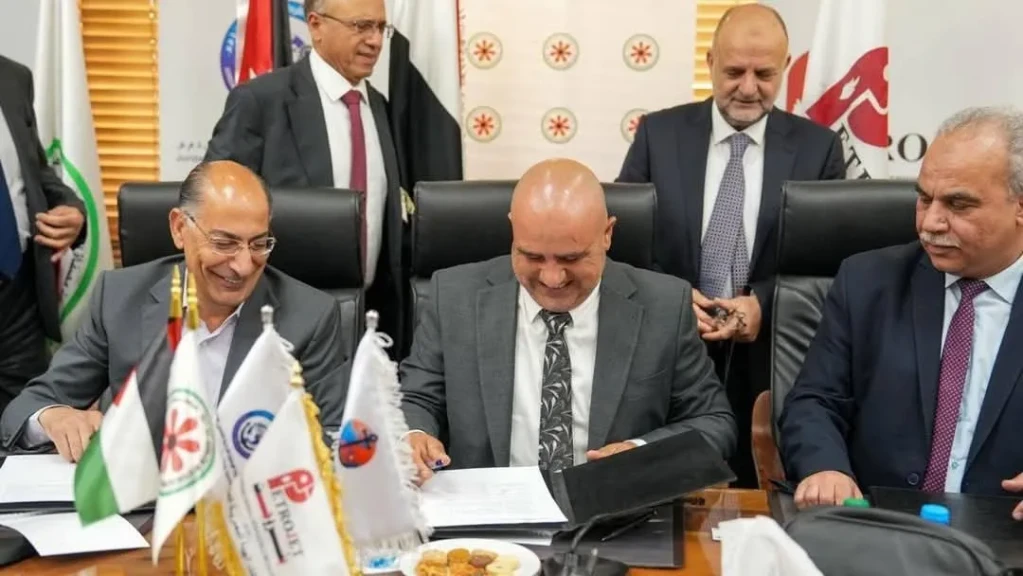بتروجت وائتلاف أردني يوقعان اتفاقية لتنفيذ مشروع تخزين الغاز البترولي المسال في العقبة