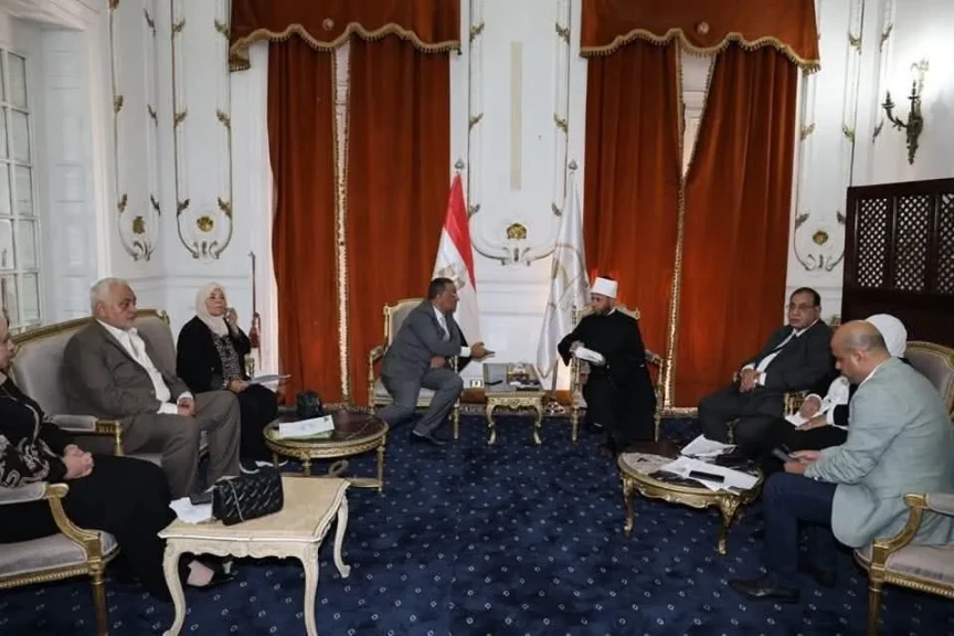 وزير الأوقاف يستقبل عددًا من أعضاء مجلس النواب