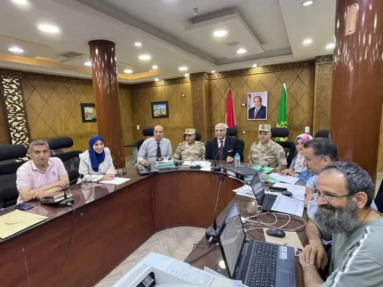 مدير تعليم القليوبية والمستشار العسكري يتابعان امتحانات الدبلومات الفنية