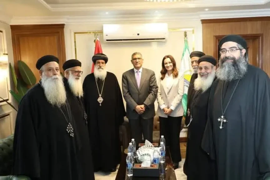 محافظ الجيزة يستقبل وفود الكنائس بالمحافظة للتهنئة بعيد الأضحى المبارك