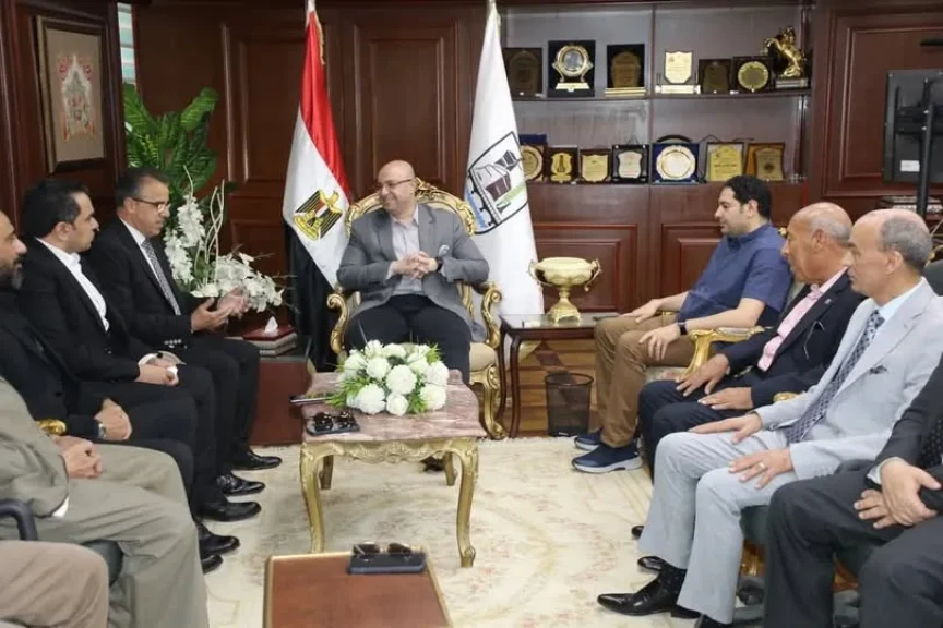 محافظ بني سويف يستقبل وفدا من قيادات حزب الجبهة الوطنية