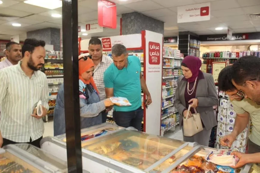 محافظ بني سويف يناقش مع وكيلة وزارة الصحة نتائج حملة رقابية أول أيام العيد