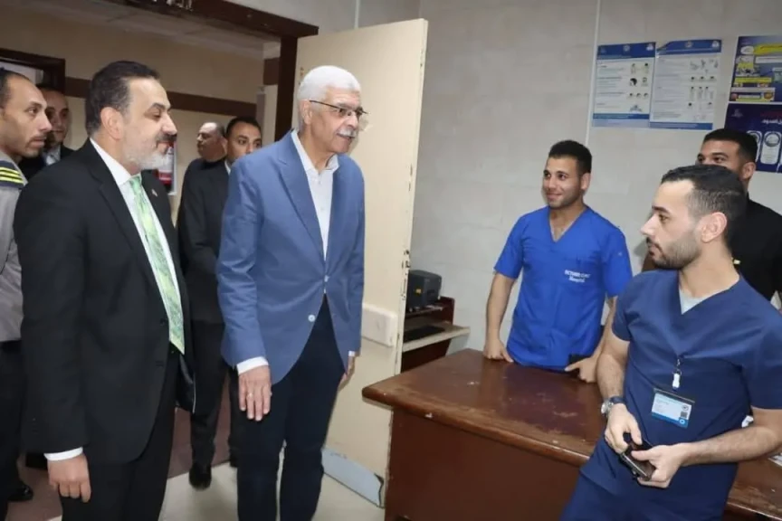 رئيس جامعة المنوفية يتفقد معهد الكبد القومي