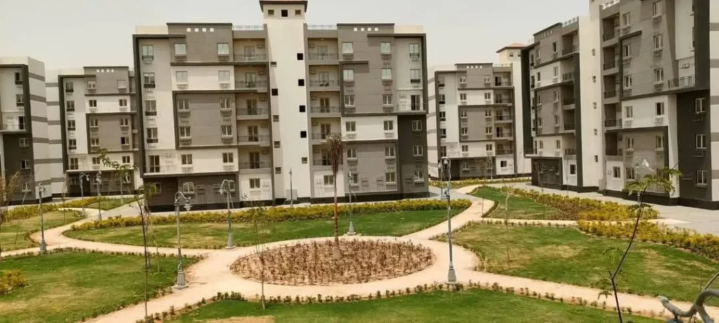 رئيس جهاز مدينة بدر يتفقد المشروعات السكنية ورفع الكفاءة بعددٍ من المناطق