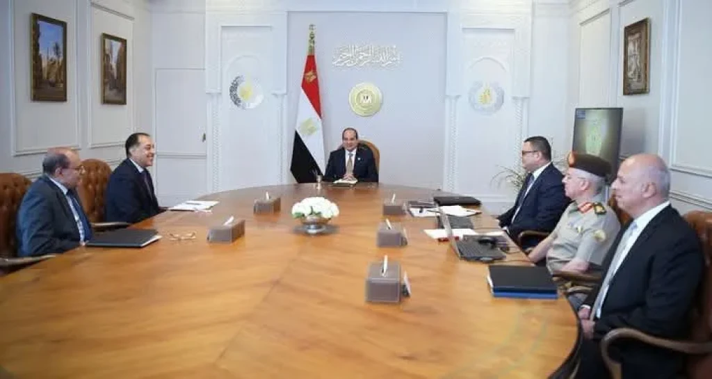 السيسي يتابع الموقف التنفيذي للخطة الإستراتيجية لتحلية مياه البحر