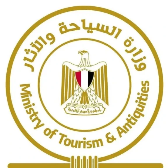 في ضوء التطورات الإقليمية الجارية: وزير السياحة والآثار يتابع أعمال غرفة عمليات انتظام الحركة السياحية في مصر