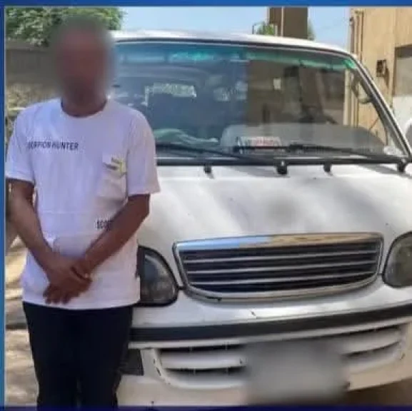 الداخلية: ضبط قائد سيارة ميكروباص يقوم بآداء حركات إستعراضية حال سيره بأحد الطرق السريعة بالقاهرة