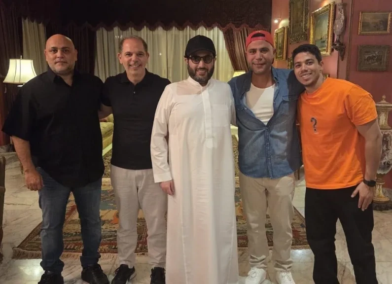 المستشار تركي آل الشيخ فى زيارة خاصة للزعيم عادل إمام