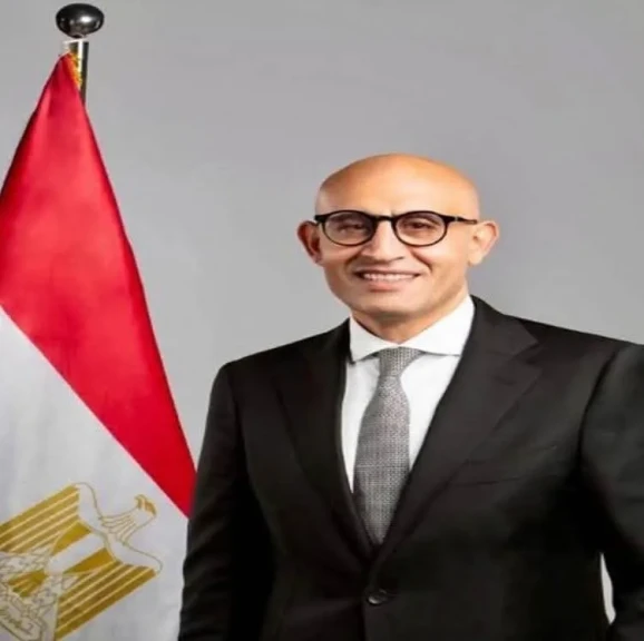 وزير التعليم يتابع انطلاق امتحانات الثانوية العامة من غرفة العمليات