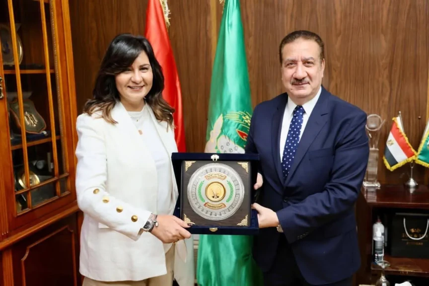 محافظ المنوفية يستقبل السفيرة نبيلة مكرم