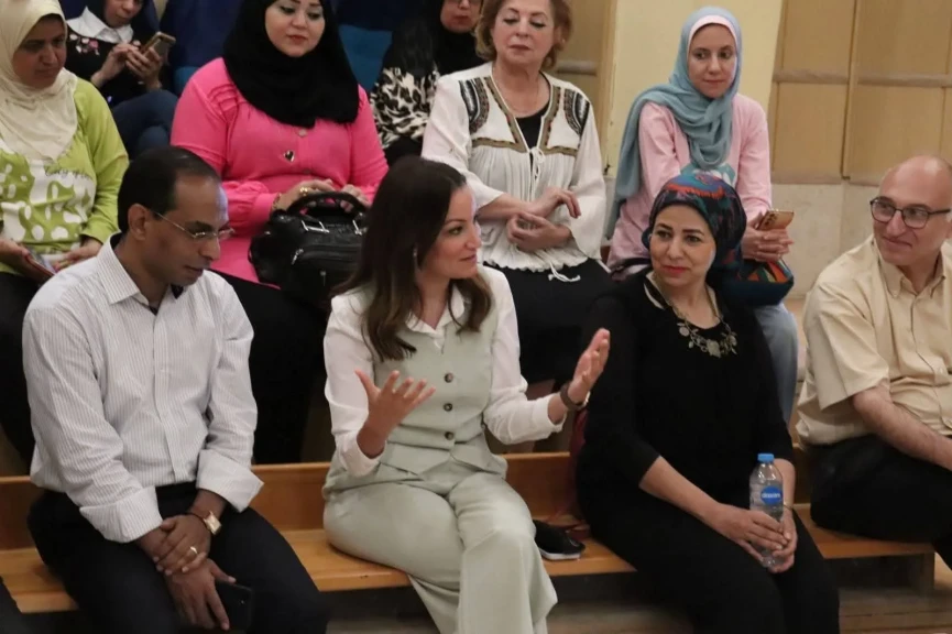 نائب محافظ الجيزة تشارك في افتتاح فعاليات المعرض المؤقت ”باستت حامية سقارة”