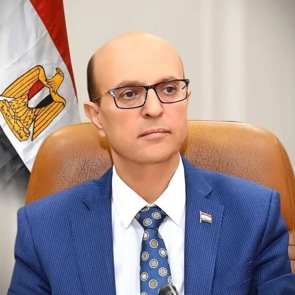 د .المنشاوي يعلن تقدم جامعة أسيوط عالميًا في 16 تخصصًا علميًّا وفق تصنيف US News Subject   2025