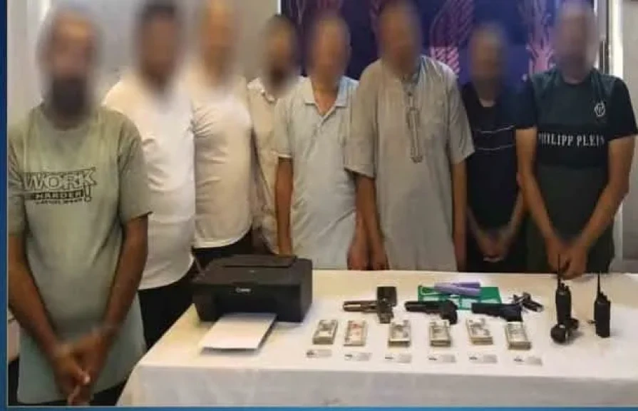 ضبط 8 اشخاص لقيامهم بمغافلت اخر والإستيلاء على مبلغ مالى منه بالقاهرة