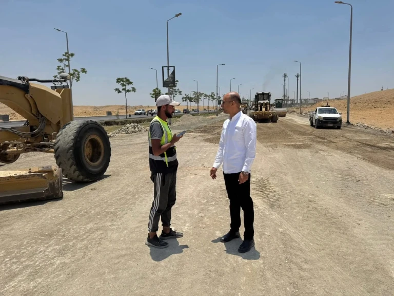 رئيس جهاز مدينة القاهرة الجديدة يتفقد أعمال تطوير محور التسعين الشمالي