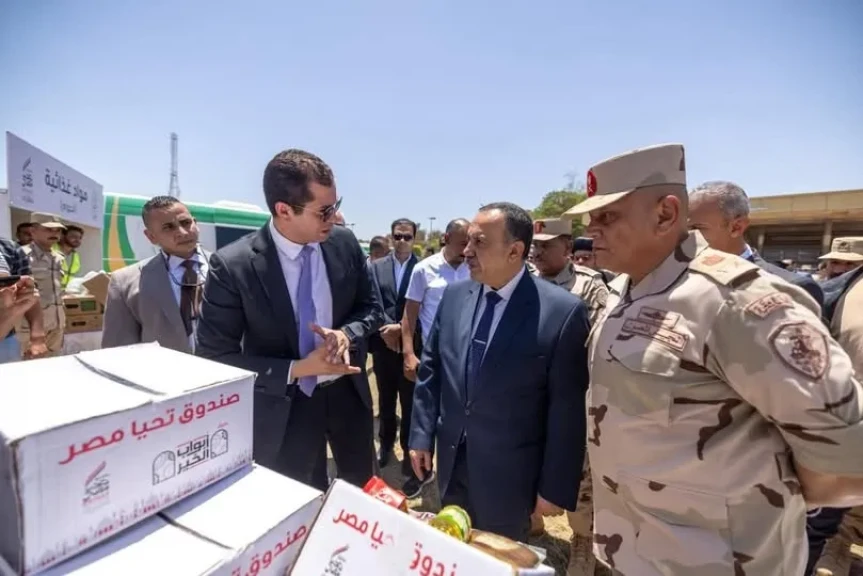 أسبوع الخير من صندوق تحيا مصر يصل إلي 10 آلاف أسرة أولي بالرعاية في أسيوط