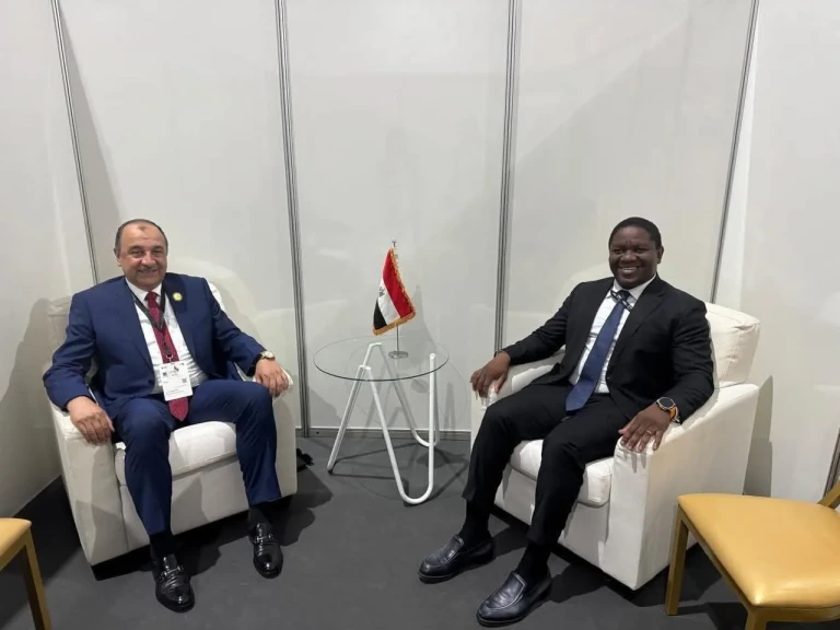 وزير قطاع الأعمال العام يبحث مع وزيري السياحة والإسكان ورئيس الصندوق السيادي في أنجولا فرص التعاون المشترك