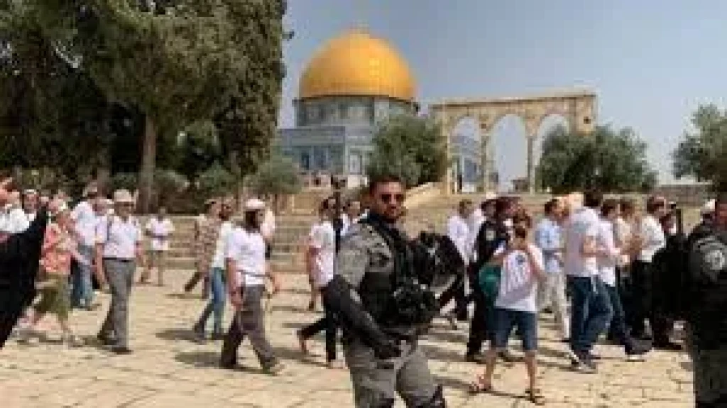 الاحتلال الإسرائيلي يحول المسجد الأقصى إلى قاعة احتفالات للمستوطنين