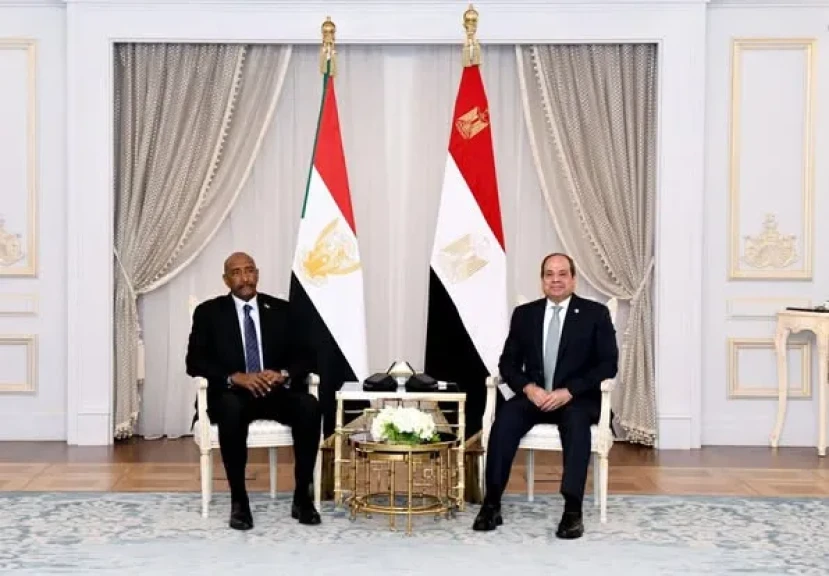 الرئيس السيسى يؤكد ثوابت الموقف المصري الداعم لوحدة السودان وسيادته وأمنه واستقراره