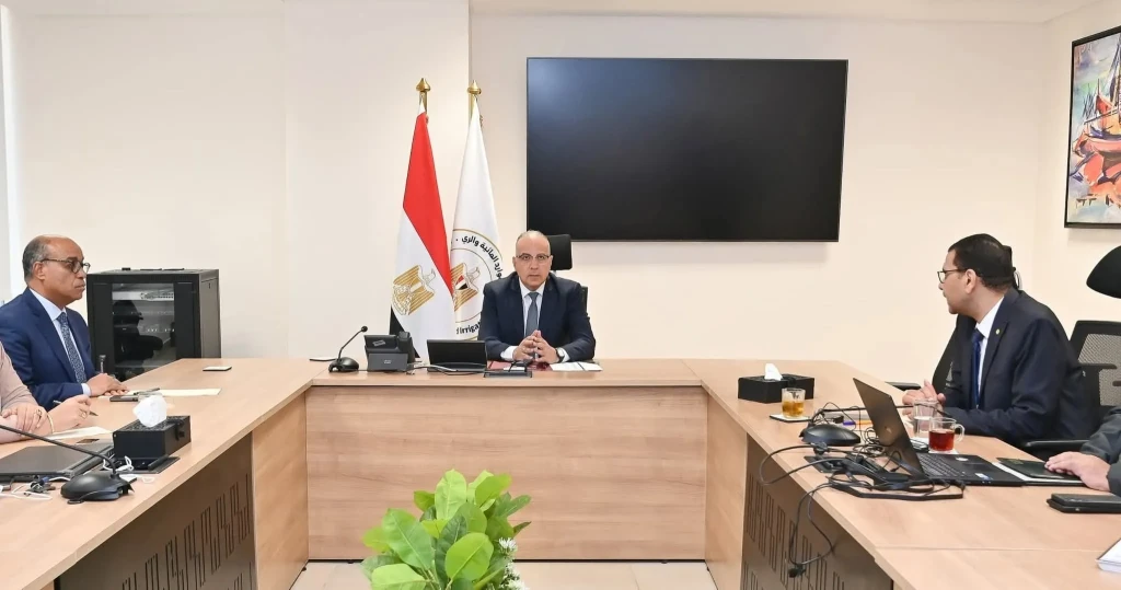 وزير الموارد المائية يتابع إجراءات تأسيس متحف للري بمبنى الوزارة بالعاصمة الإدارية