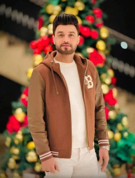 البحراوي يعلن وفاة المطرب أحمد عامر
