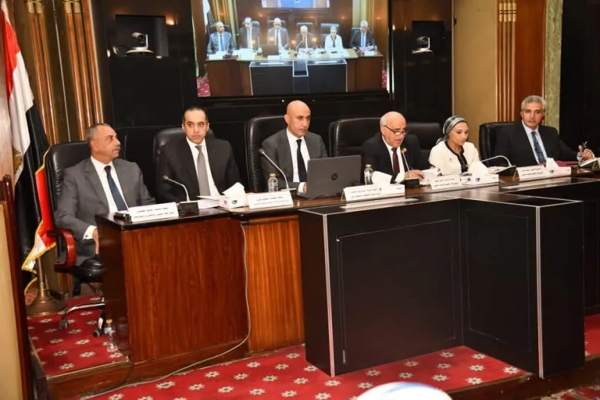 وزير التربية والتعليم يواصل مناقشة تفاصيل مشروع تعديل قانون التعليم