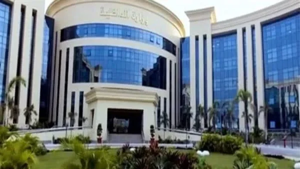 الداخلية:ضبط أحد الأشخاص لقيامه بالإتجار وتداول العملات الرقمية المشفرة