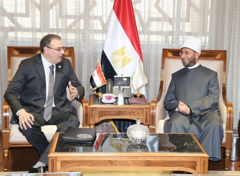 التنظيم والإدارة يسلم ”الأوقاف” نتيجة مسابقة إمام وخطيب ومدرس