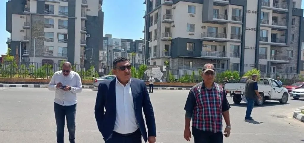 وزير الإسكان يتابع مشروعات رفع كفاءة وتطوير البنية الأساسية بعددٍ من المدن