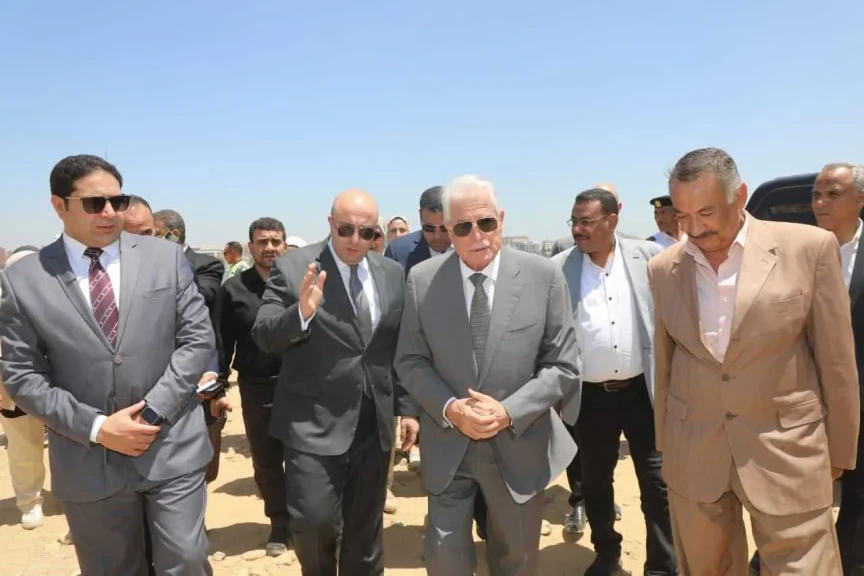 محافظ بني سويف ومستشار رئيس الجمهورية في جولة ميدانية بالمرسى السياحي الجديد