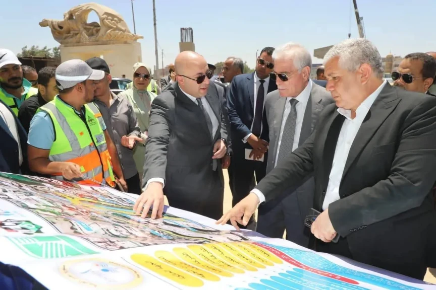 محافظ بني سويف يرافق مستشار رئيس الجمهورية للتنمية المحلية لتفقد مشروع كوبري الشاملة