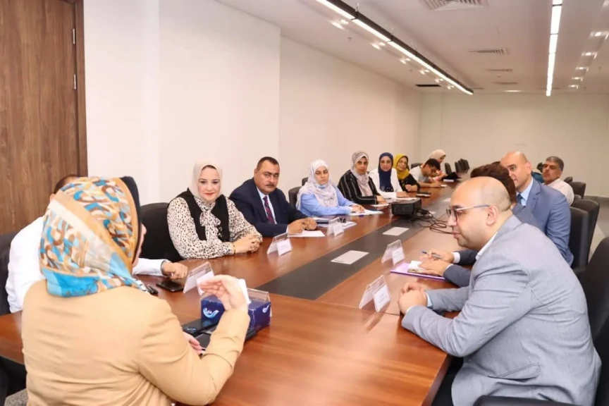 نائب محافظ دمياط يبحث خطة إطلاق تطبيق إلكتروني للخدمات الحكومية الجماهيرية