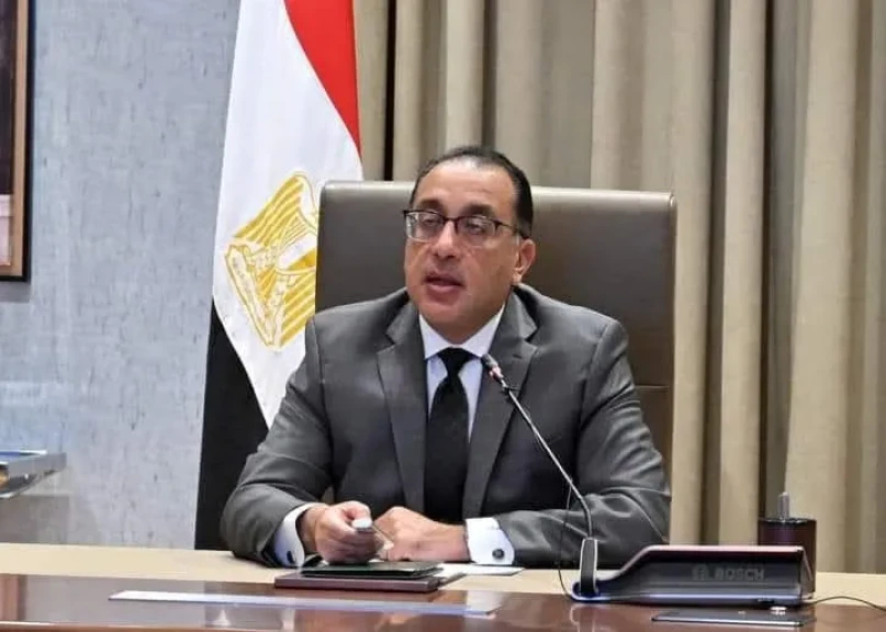 رئيس الوزراء يُتابع جهود اللجنة الطبية العليا والاستغاثات خلال النصف الأول من العام الجاري