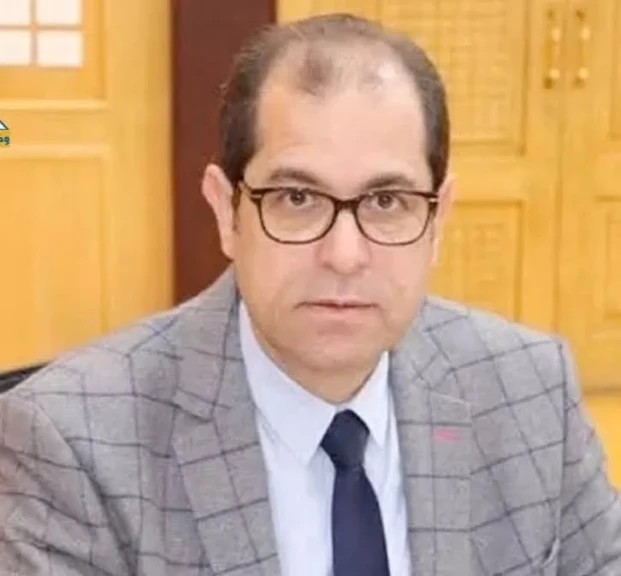 الدكتور يوسف عامر